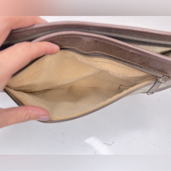 Authentic Vintage Gucci ophidia GG Monogram web Clutch Bag - Picture 4 of 8